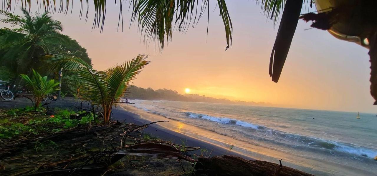 Puerto Viejo de Talamanca Mecca酒店 外观 照片
