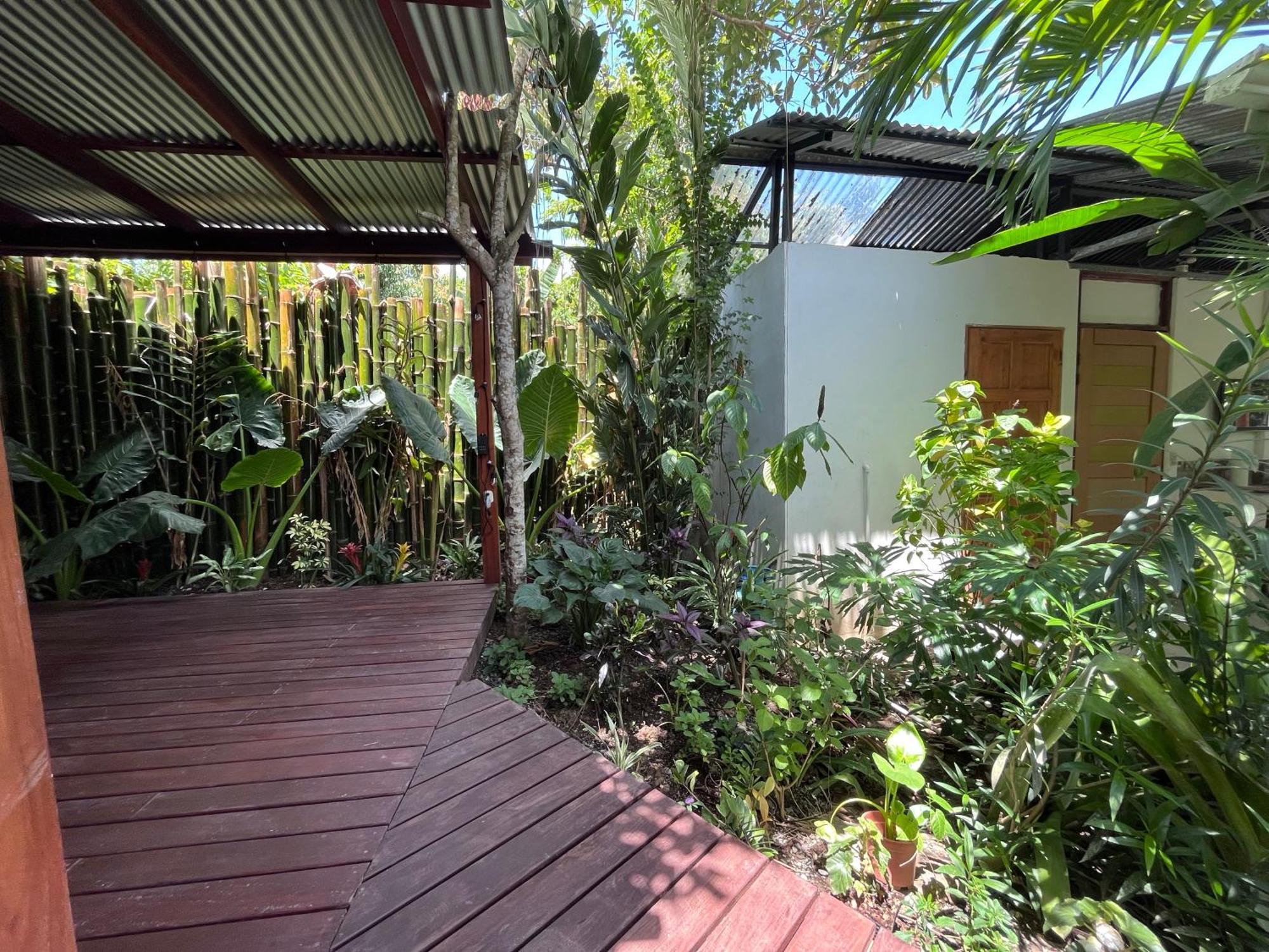 Puerto Viejo de Talamanca Mecca酒店 外观 照片